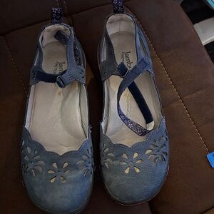 Jambu Women's Floral Cutout Blue Flats